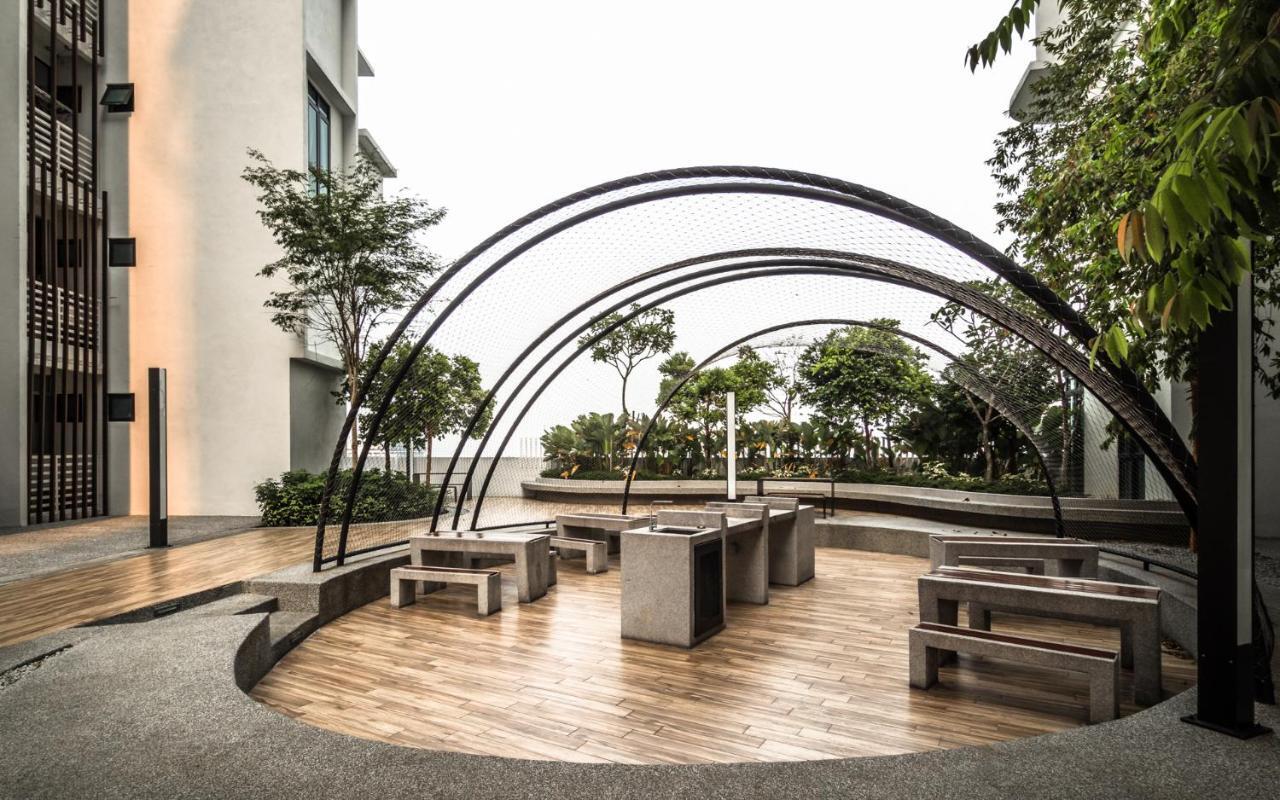 H20 Residence Ara Damansara By Airhost Petaling Jaya Exterior foto